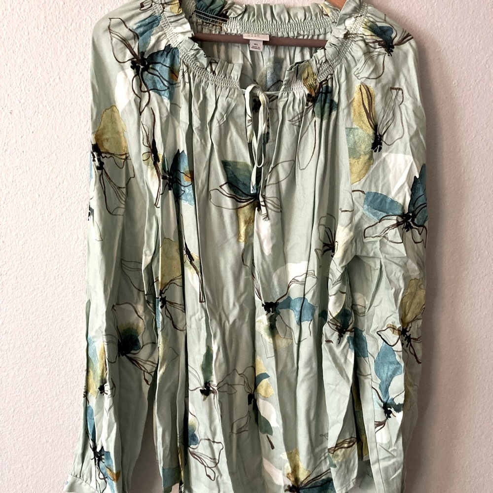 NWOT Green Floral Blouse